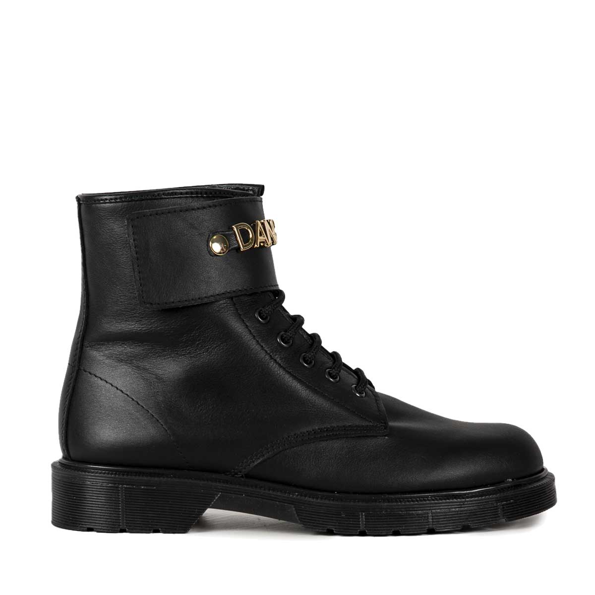 Crush boots